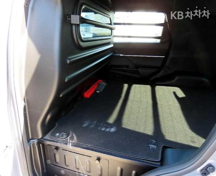 KG Mobility (Ssangyong) Torres Van J100 Gasoline Turbo 1.5 2WD T7 7