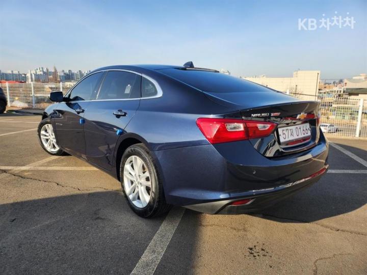 Chevrolet Malibu 1.5 Turbo LS 6