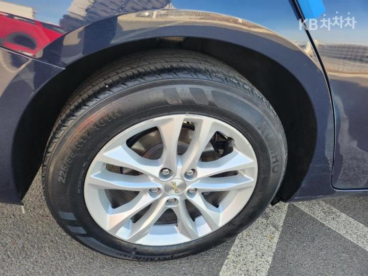 Chevrolet Malibu 1.5 Turbo LS 9