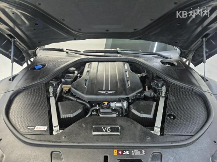 Genesis G90 RS4 3.5T AWD Base Type 6