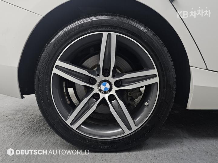 BMW 1 Series New 118d Sport Base Type 6