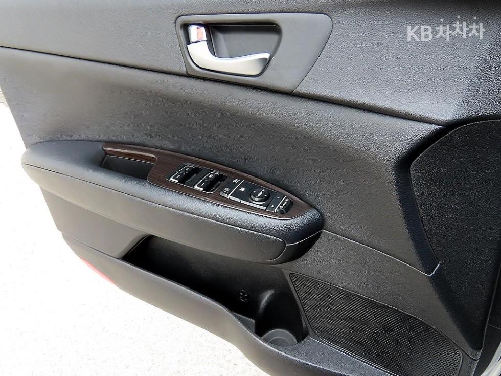 2016 - kia k5