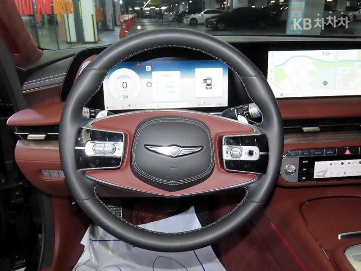 Genesis G90 RS4 3.5T AWD Base Type 9