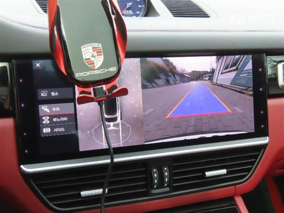 Porsche Cayenne — miniaturë 9
