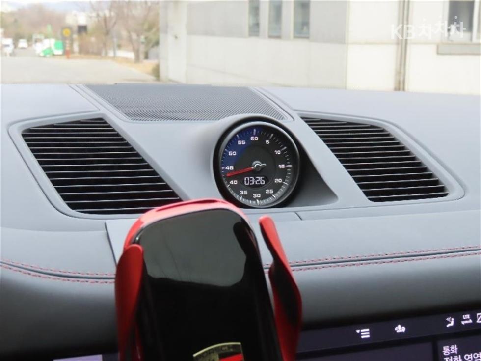Porsche Cayenne — miniaturë 10