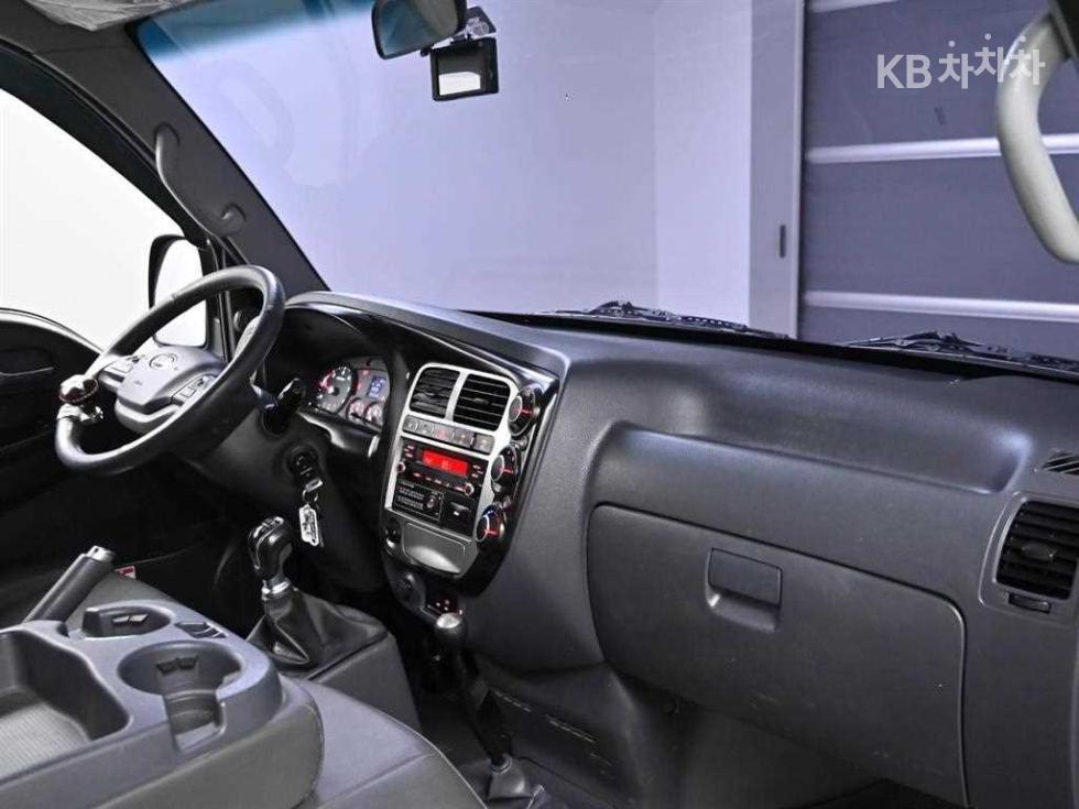 2019 - kia bongo iii