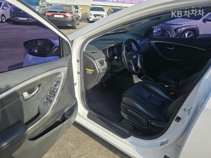 Hyundai i30 New 1.6 GDI PYL 8