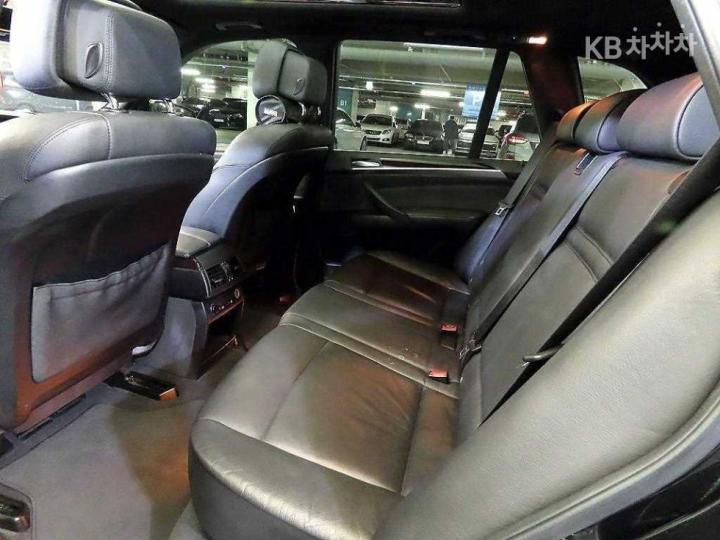 BMW X5 E70 4.0d xDrive E70 2010-2013 8