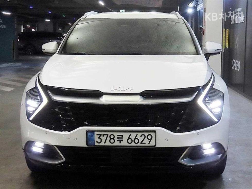 2022 - kia sportage