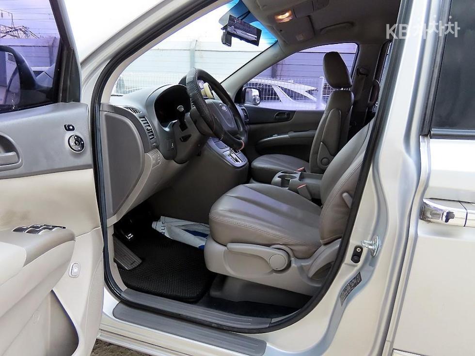 2010 - kia carnival