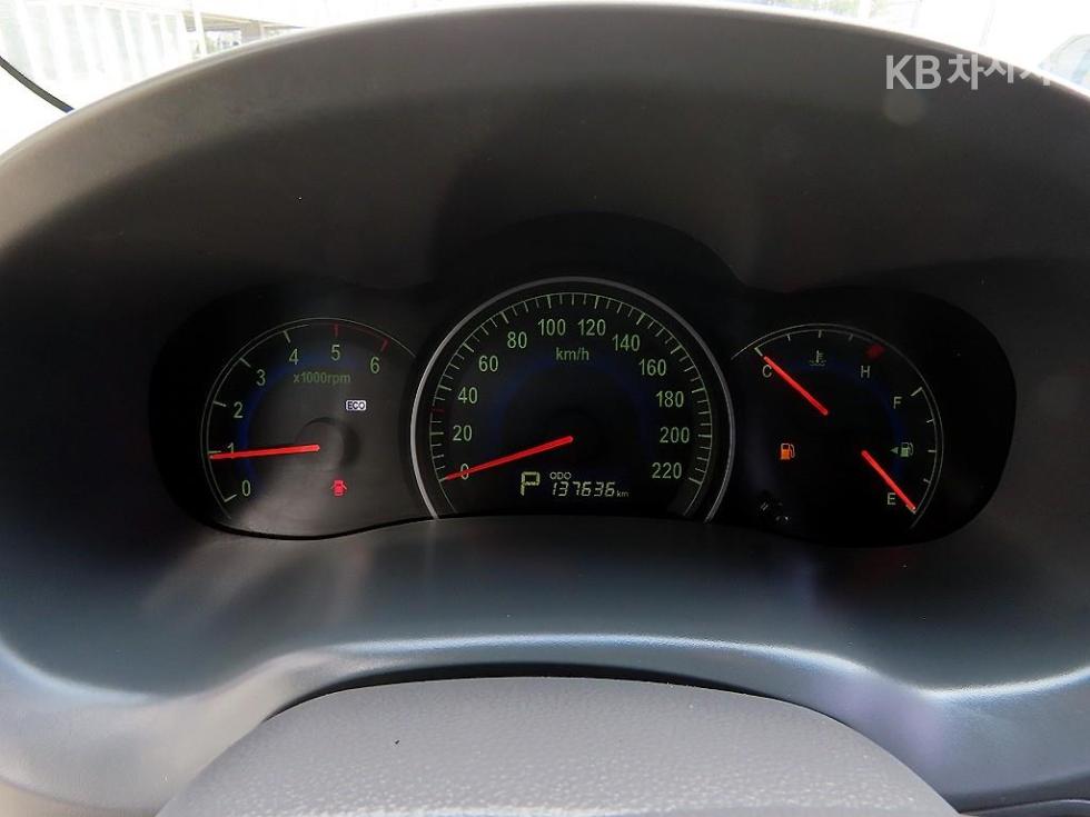 2010 - kia carnival