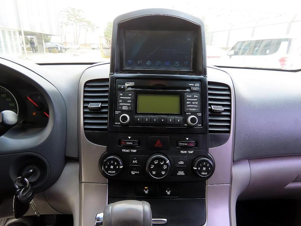 2010 - kia carnival