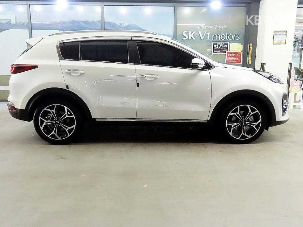 2020 - kia sportage