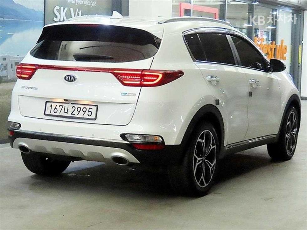 2020 - kia sportage