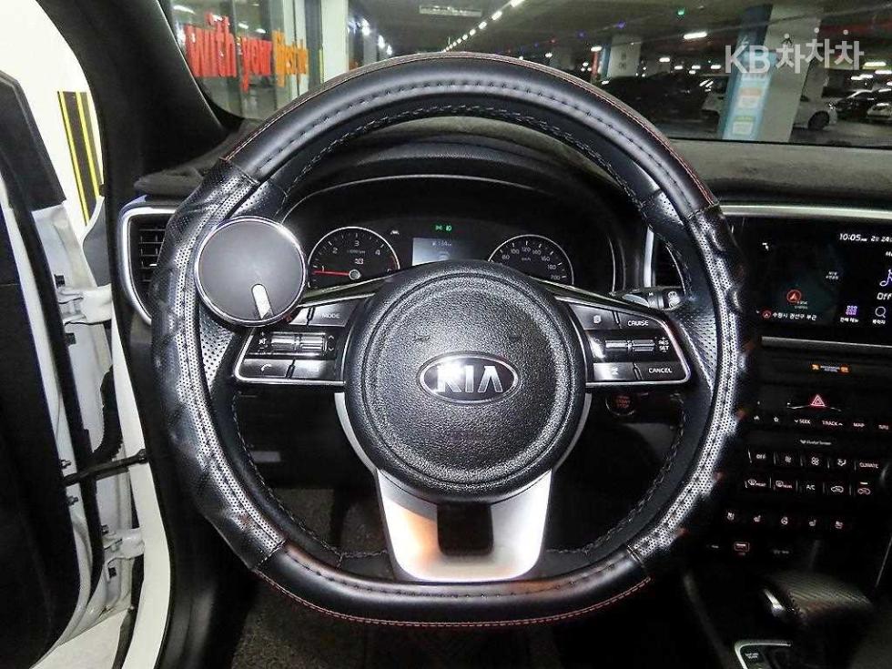 2020 - kia sportage