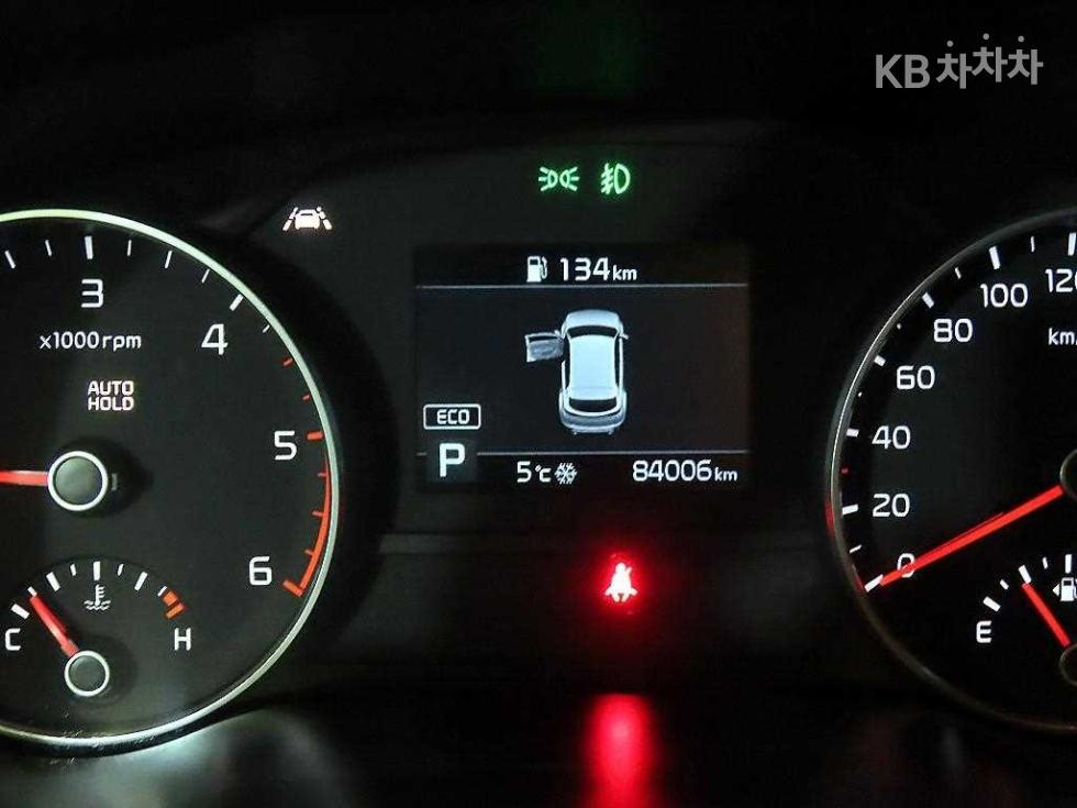 2020 - kia sportage