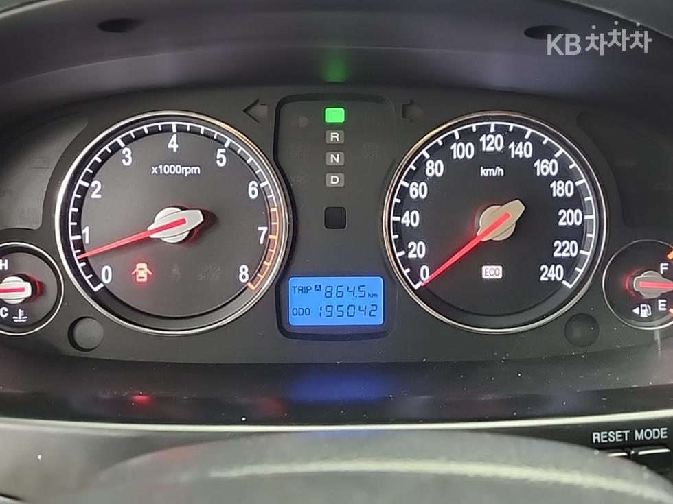 Hyundai Grandeur — miniaturë 6