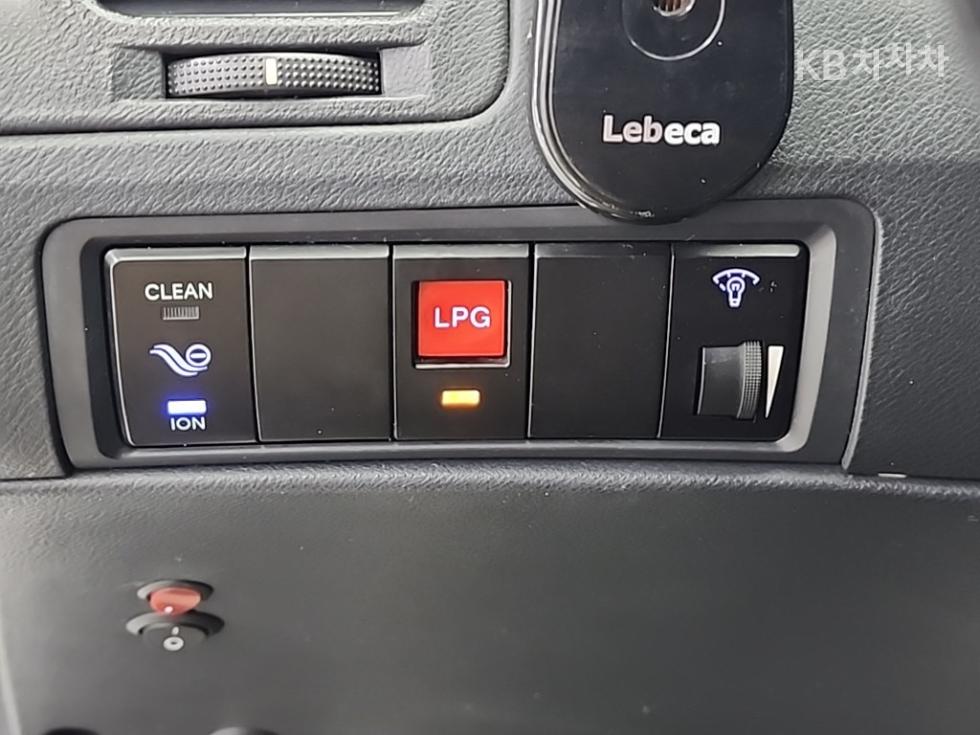 Hyundai Grandeur — miniaturë 17