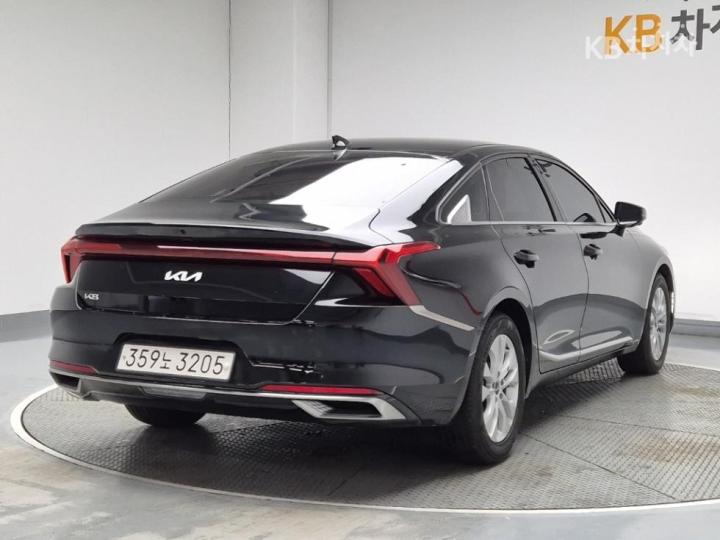 Kia K8 2.5 Gasoline Noblesse 4