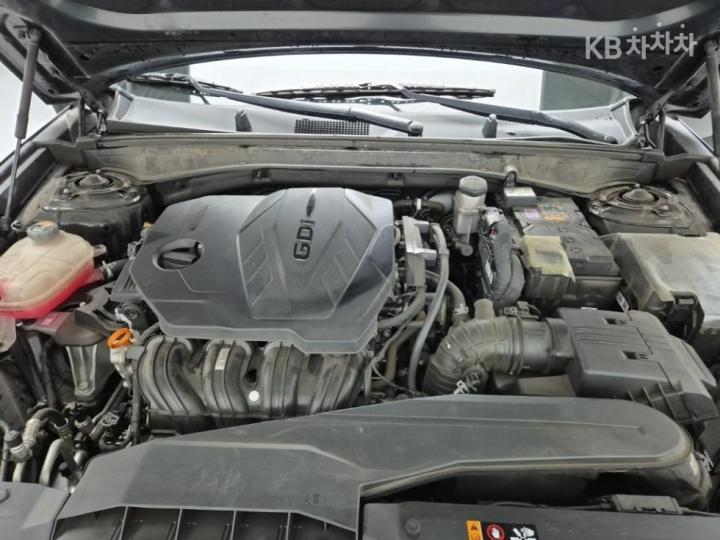 Kia K8 2.5 Gasoline Noblesse 6