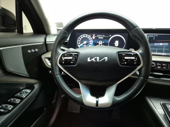 Kia K8 2.5 Gasoline Noblesse 10