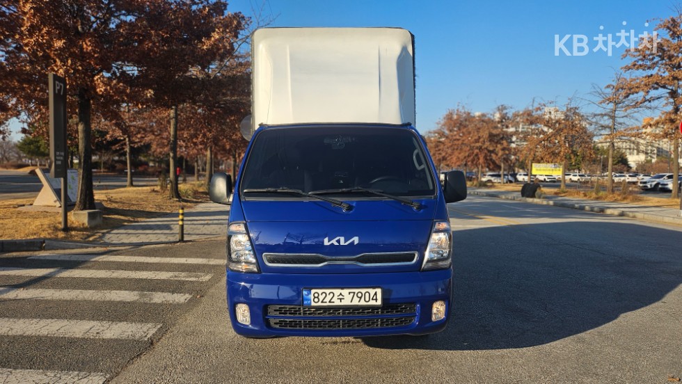 2023 - kia bongo iii
