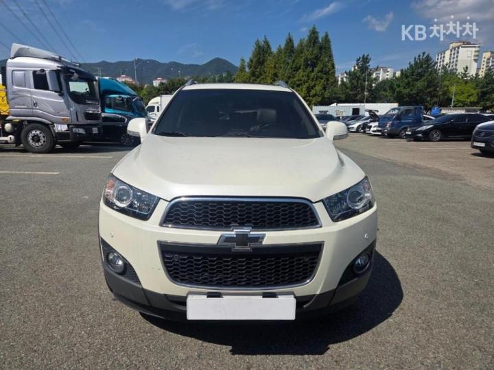 Chevrolet Captiva 2WD LT