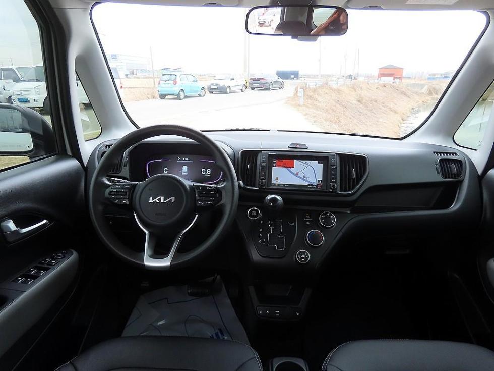 2023 - kia kia