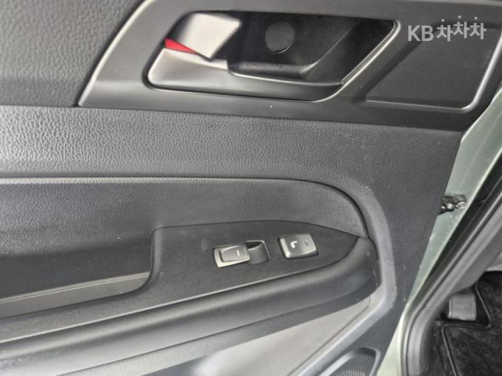 KG Mobility (Ssangyong) Rexton Sport 2.2 4WD Prestige 8