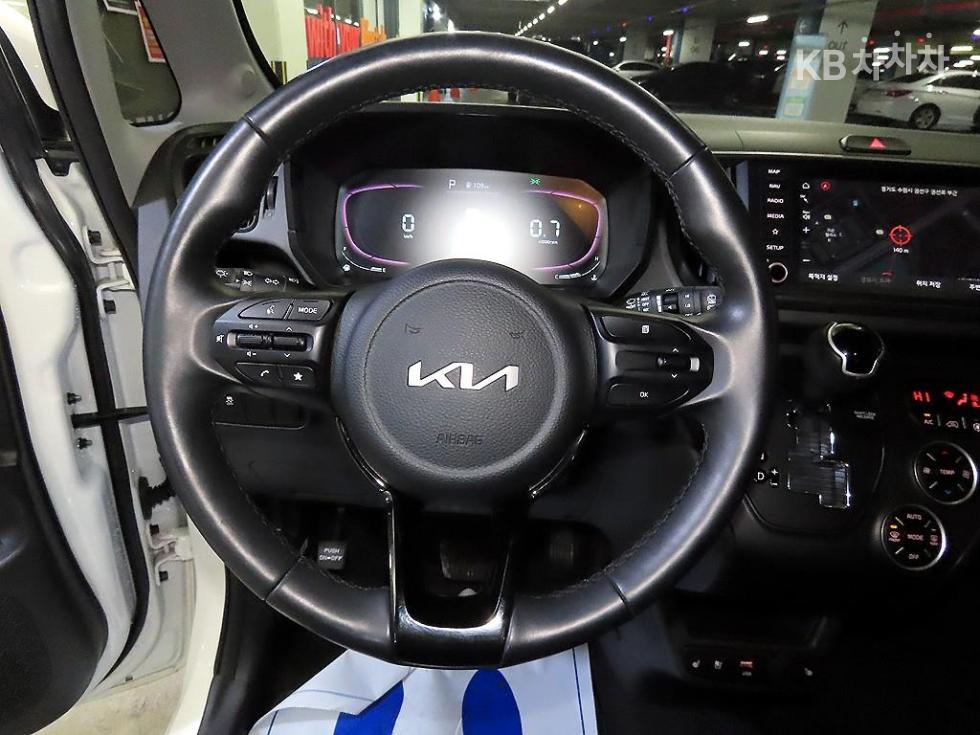 2024 - kia kia