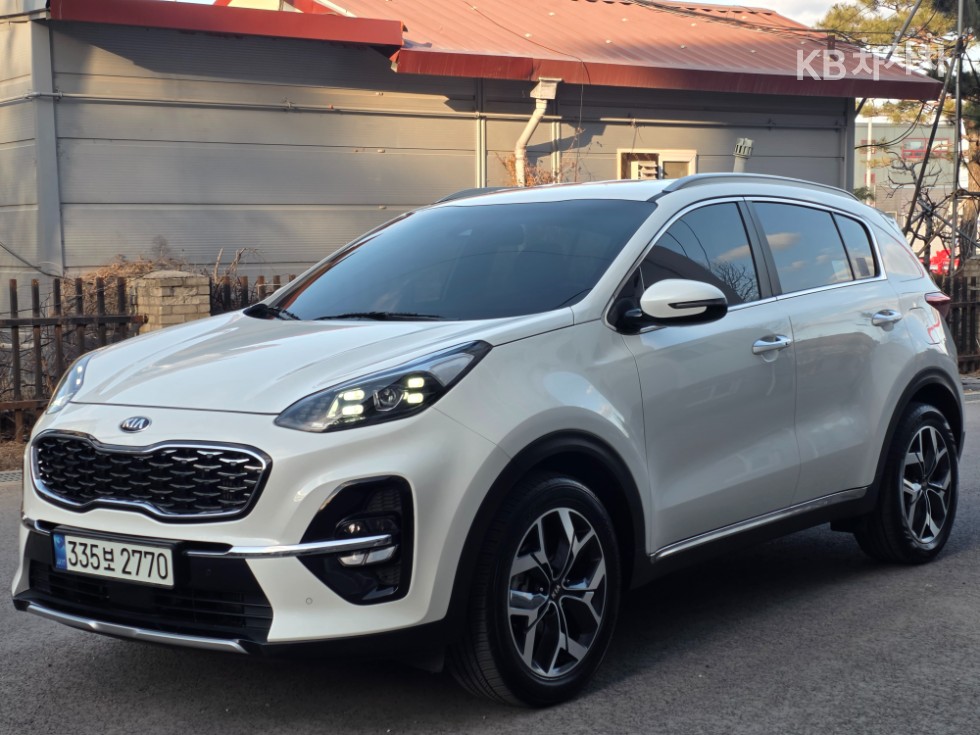 2020 - kia sportage