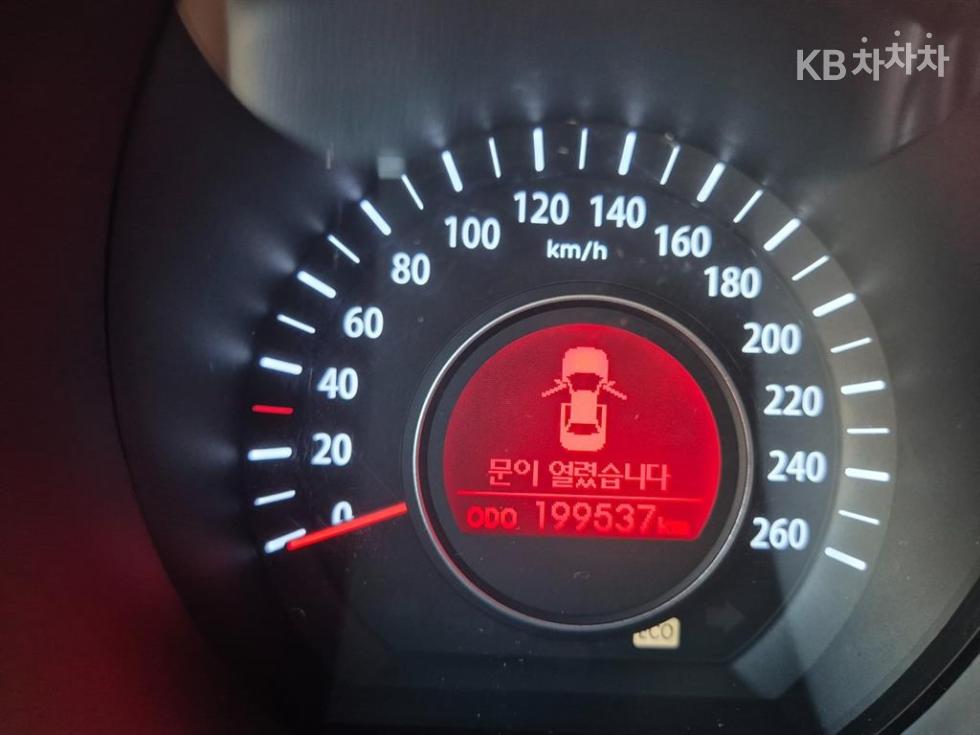Kia K5 — miniaturë 14