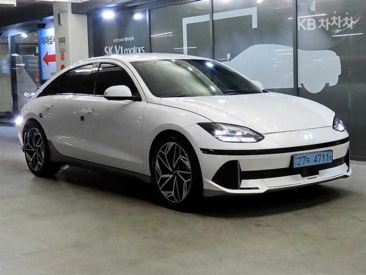 Hyundai IONIQ 6 CE Long Range AWD Prestige