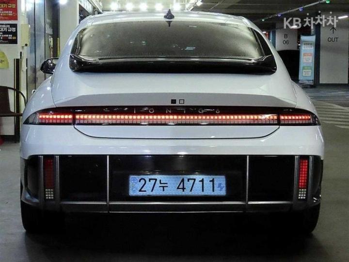 Hyundai IONIQ 6 CE Long Range AWD Prestige 6