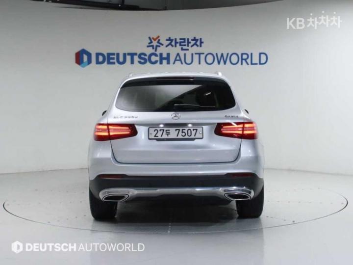 Mercedes-Benz GLC-Class X253 220d 4Matic Base Type 5