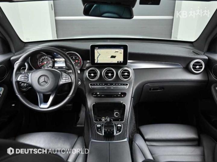 Mercedes-Benz GLC-Class X253 220d 4Matic Base Type 8
