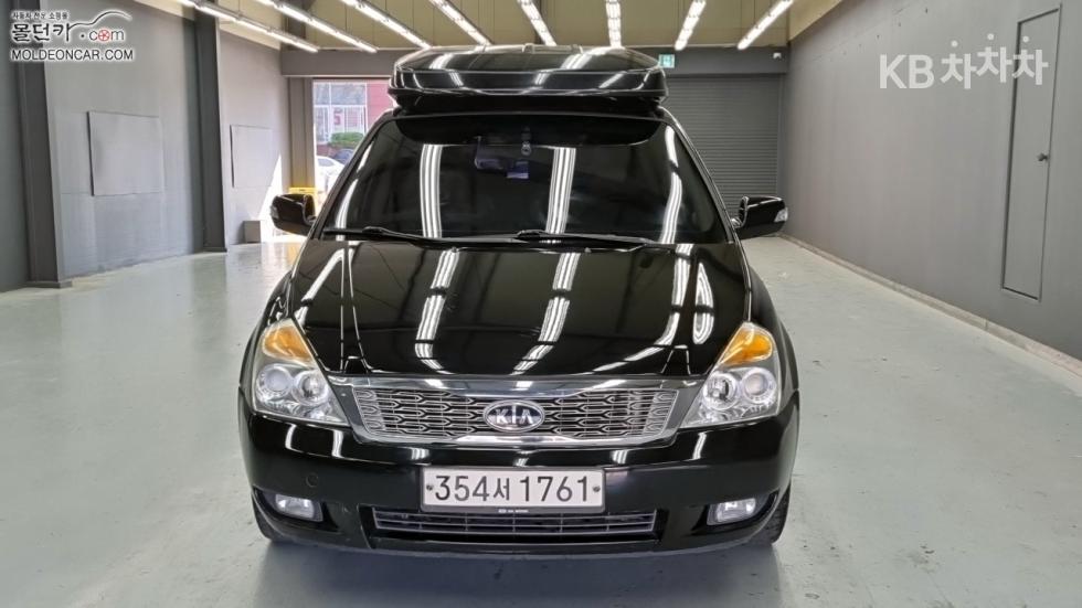 2011 - kia carnival