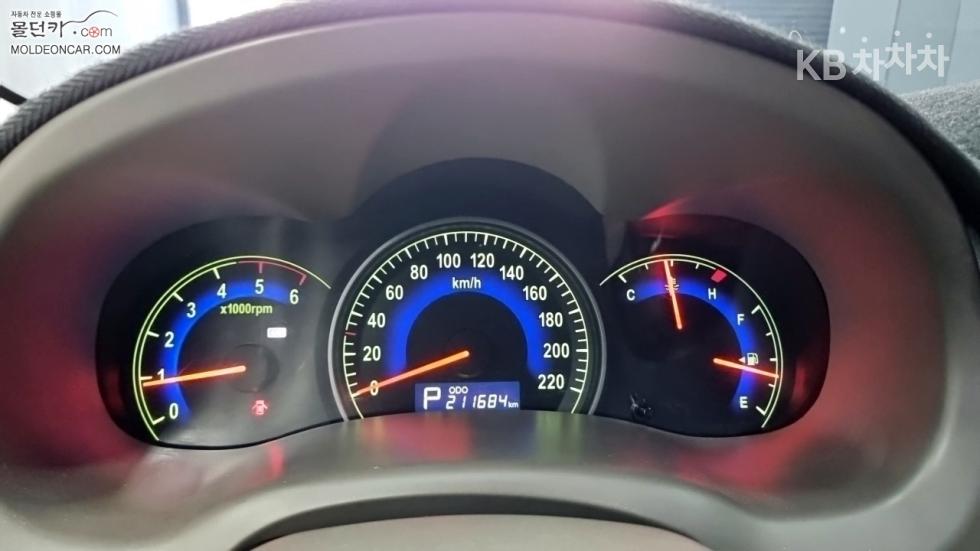 2011 - kia carnival