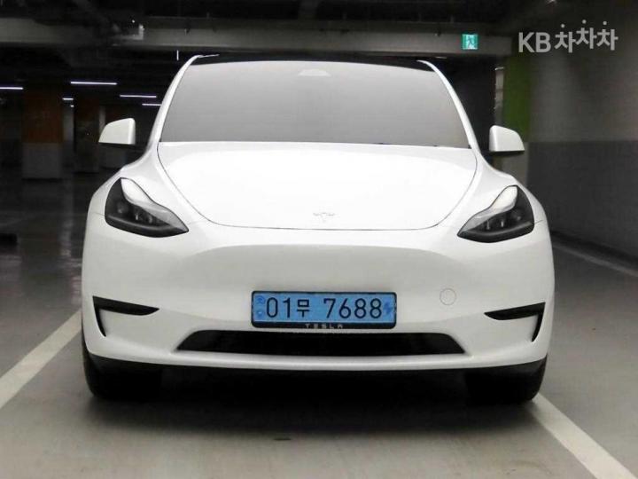 Tesla Model Y RWD Base Type 5