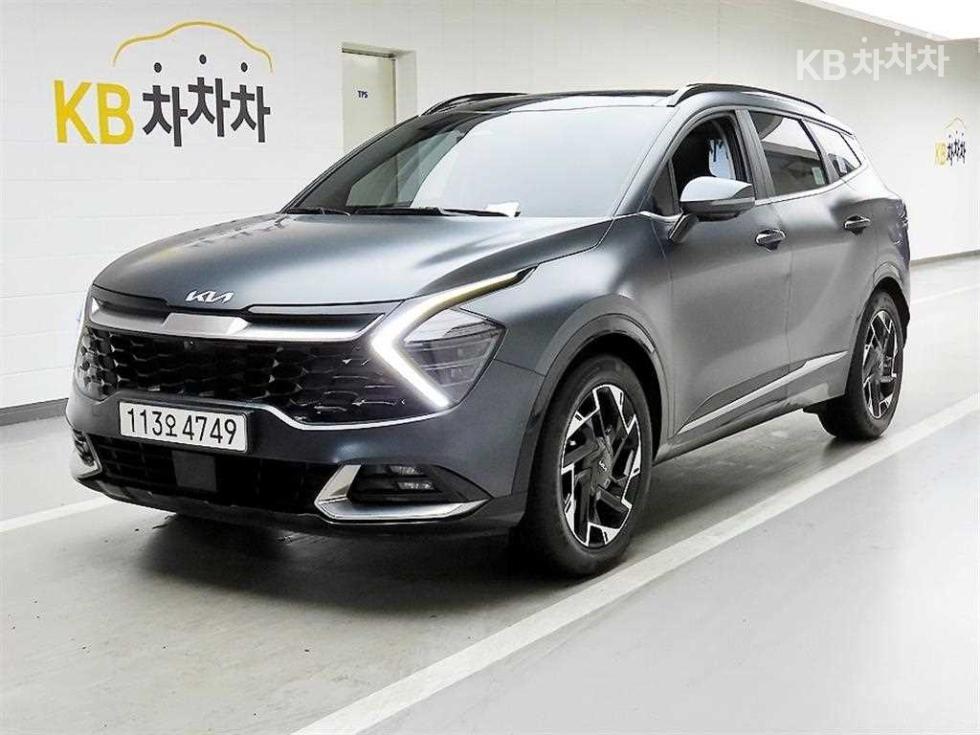 2022 - kia sportage
