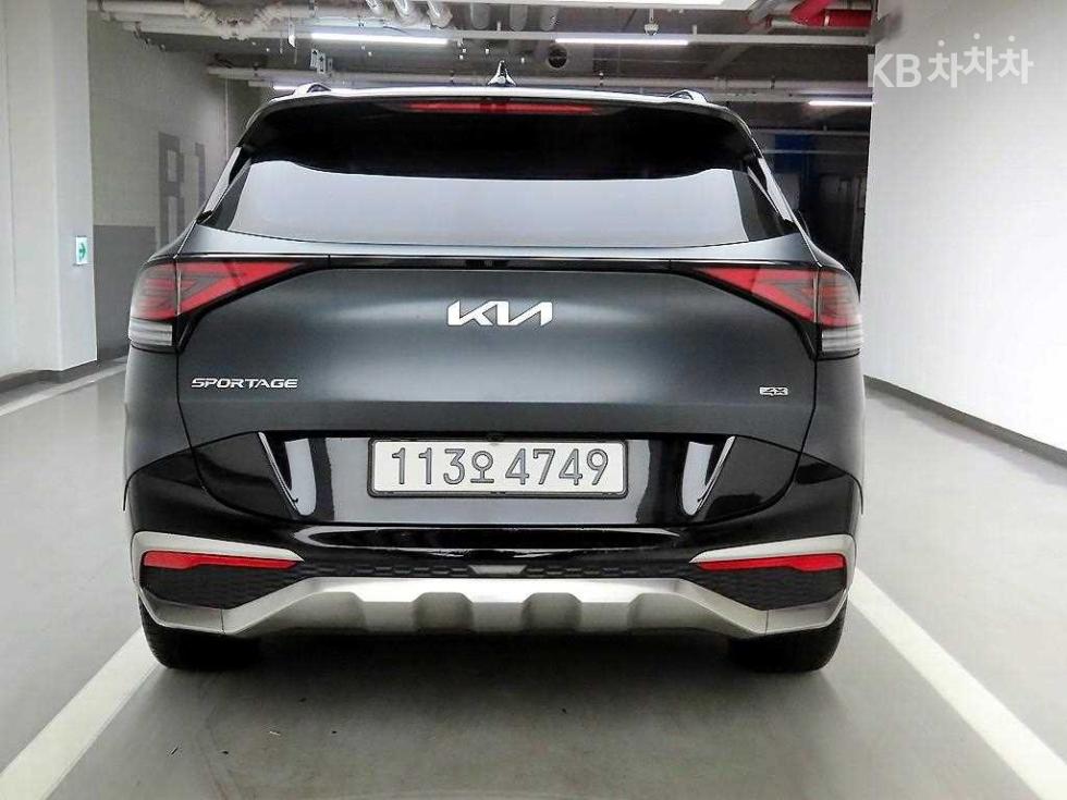 2022 - kia sportage