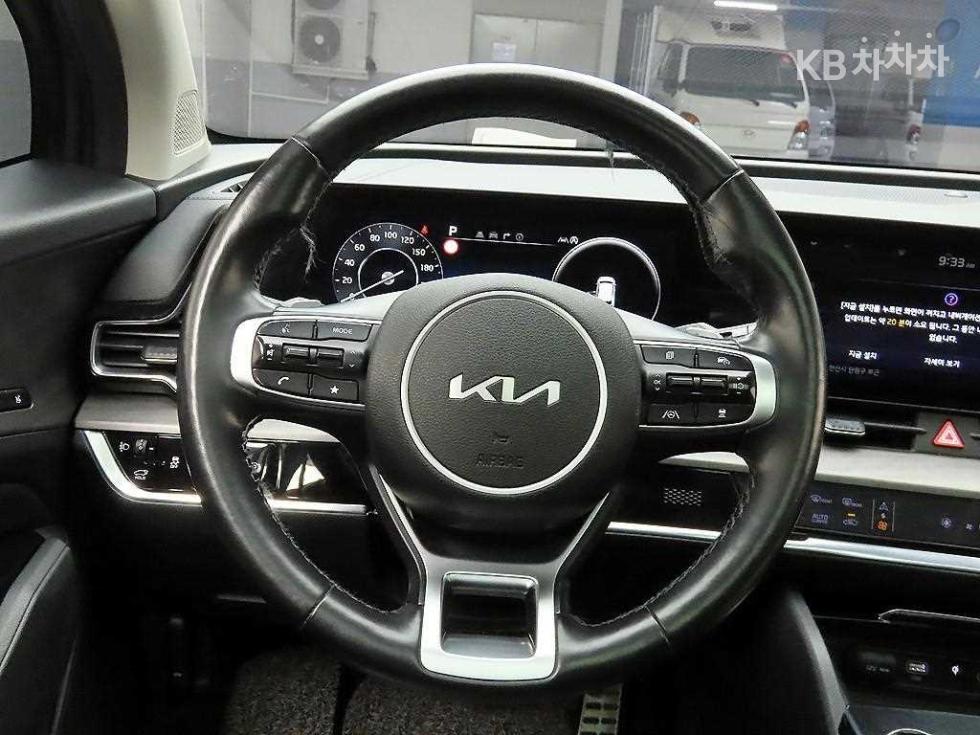 2022 - kia sportage