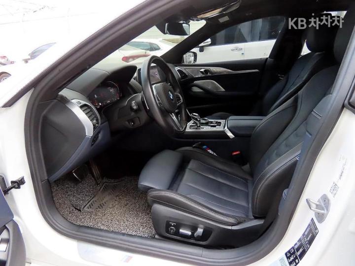 BMW 8 Series G15 840i xDrive Gran Coupe M Sport Package 6
