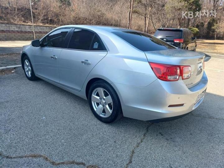 Chevrolet Malibu 2.0 LT Deluxe Pack 9