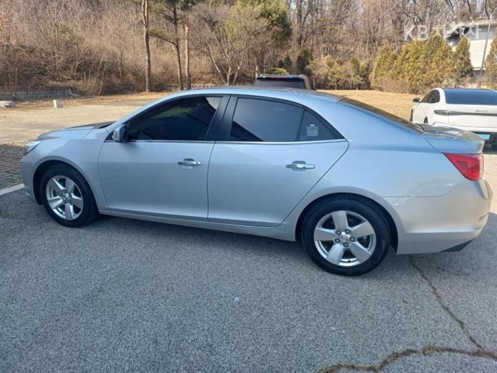 Chevrolet Malibu 2.0 LT Deluxe Pack 10