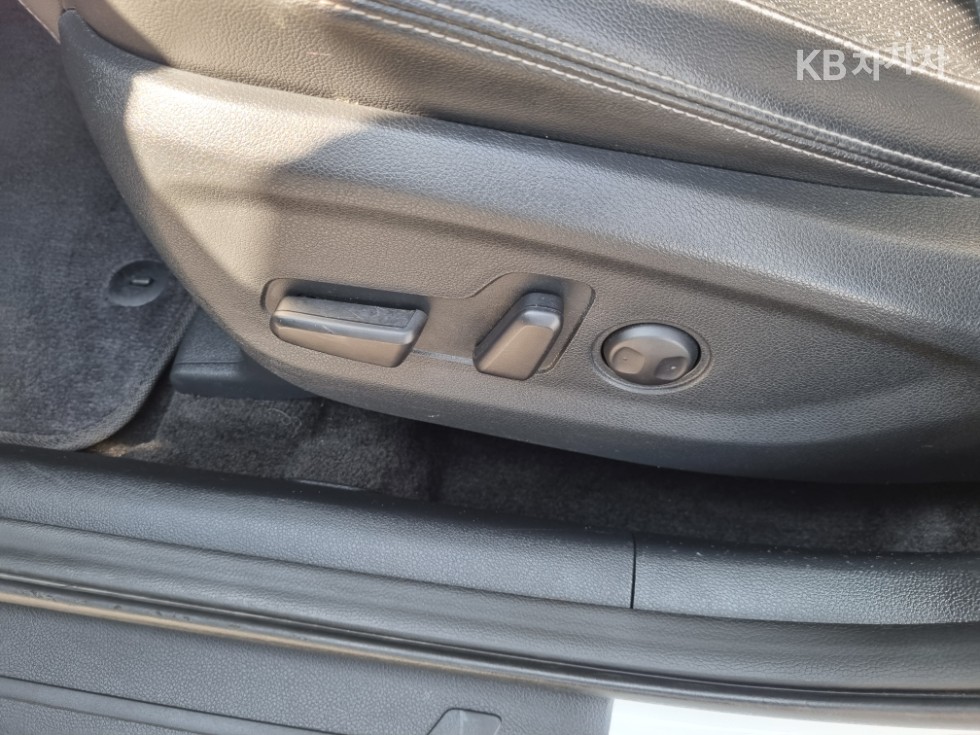 2019 - kia sportage