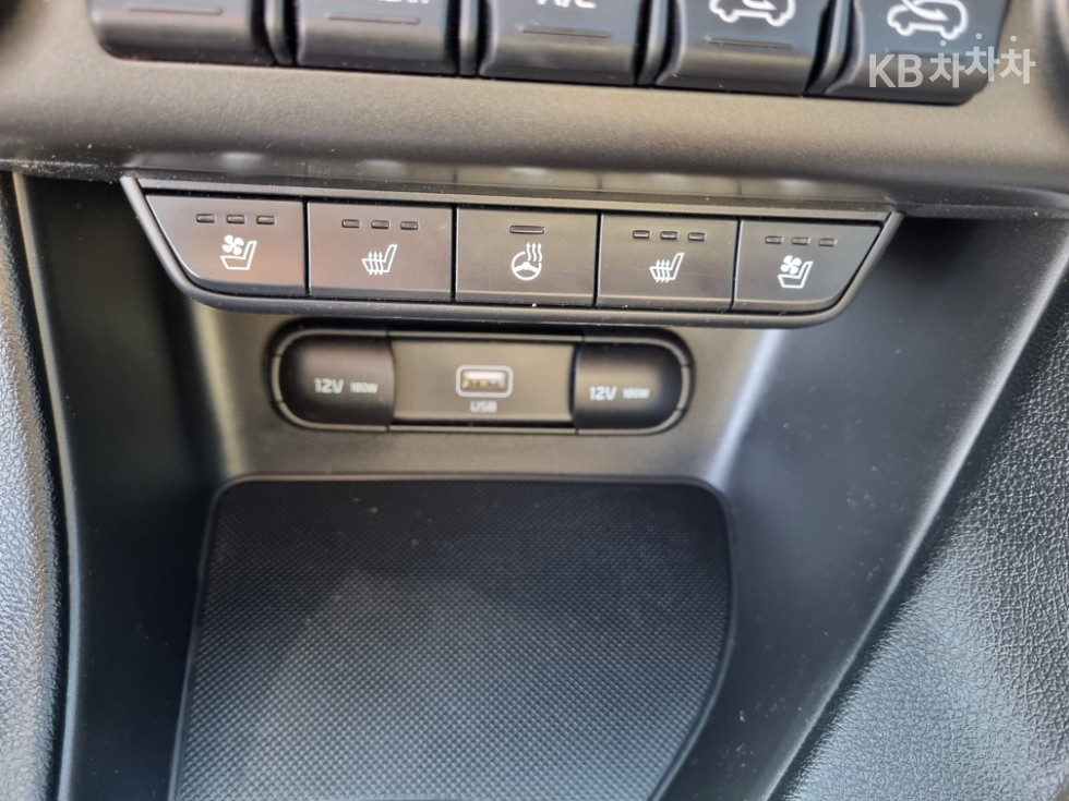 2019 - kia sportage