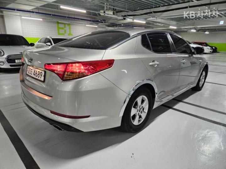 Kia K5 2.0 LPI Smart 5