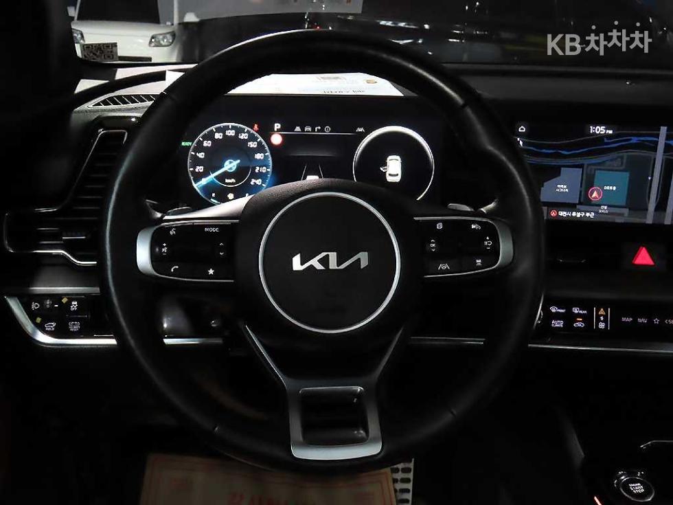 2023 - kia sportage