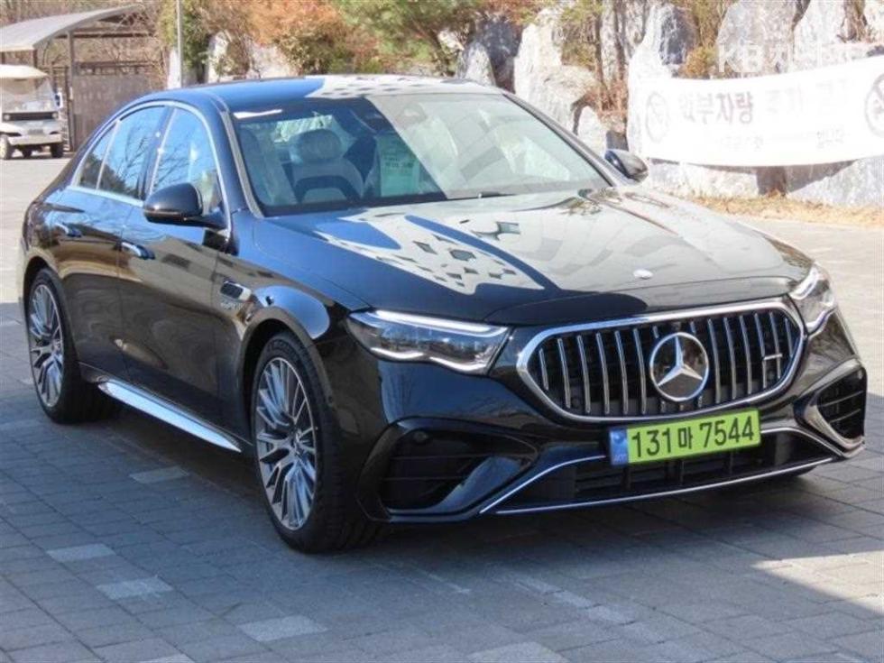 Mercedes-Benz E-klasse — miniaturë 2